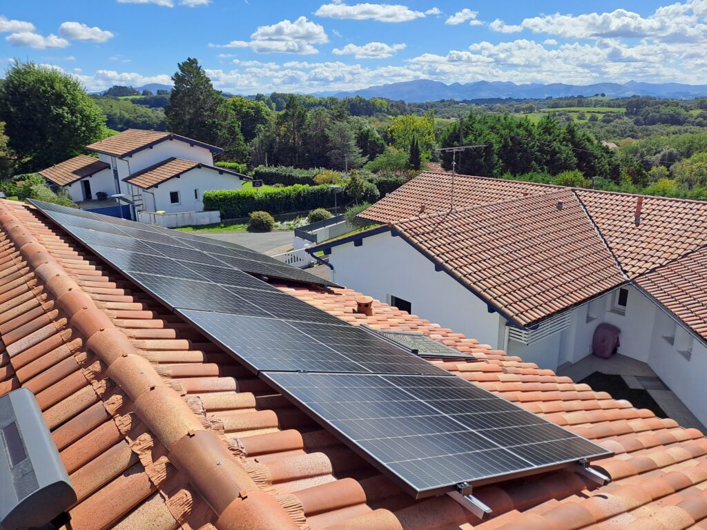 Installation de panneaux solaires à Saint Pierre d'Irube